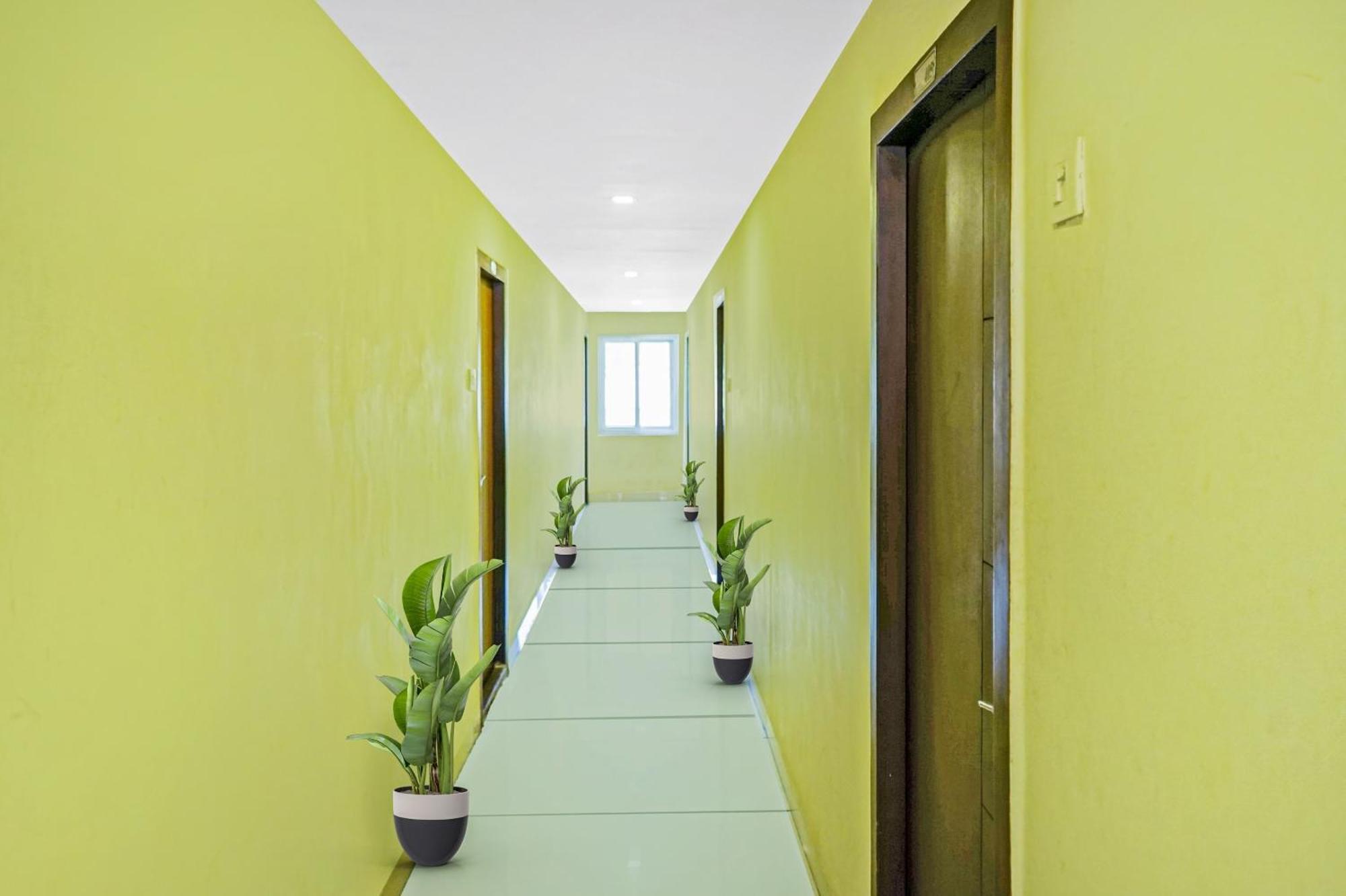 Hotel O Swapna Vijayawāda Zewnętrze zdjęcie