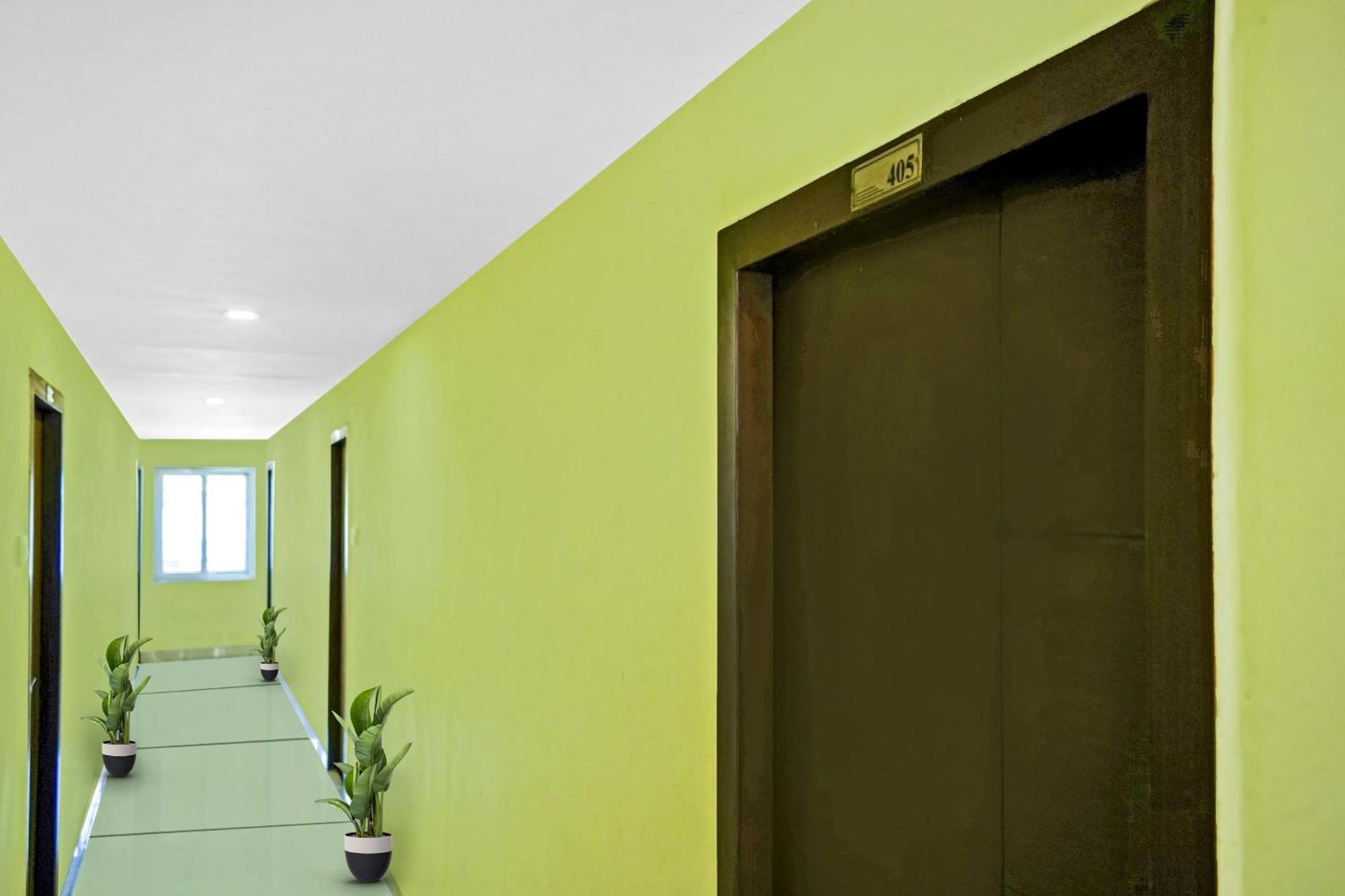 Hotel O Swapna Vijayawāda Zewnętrze zdjęcie